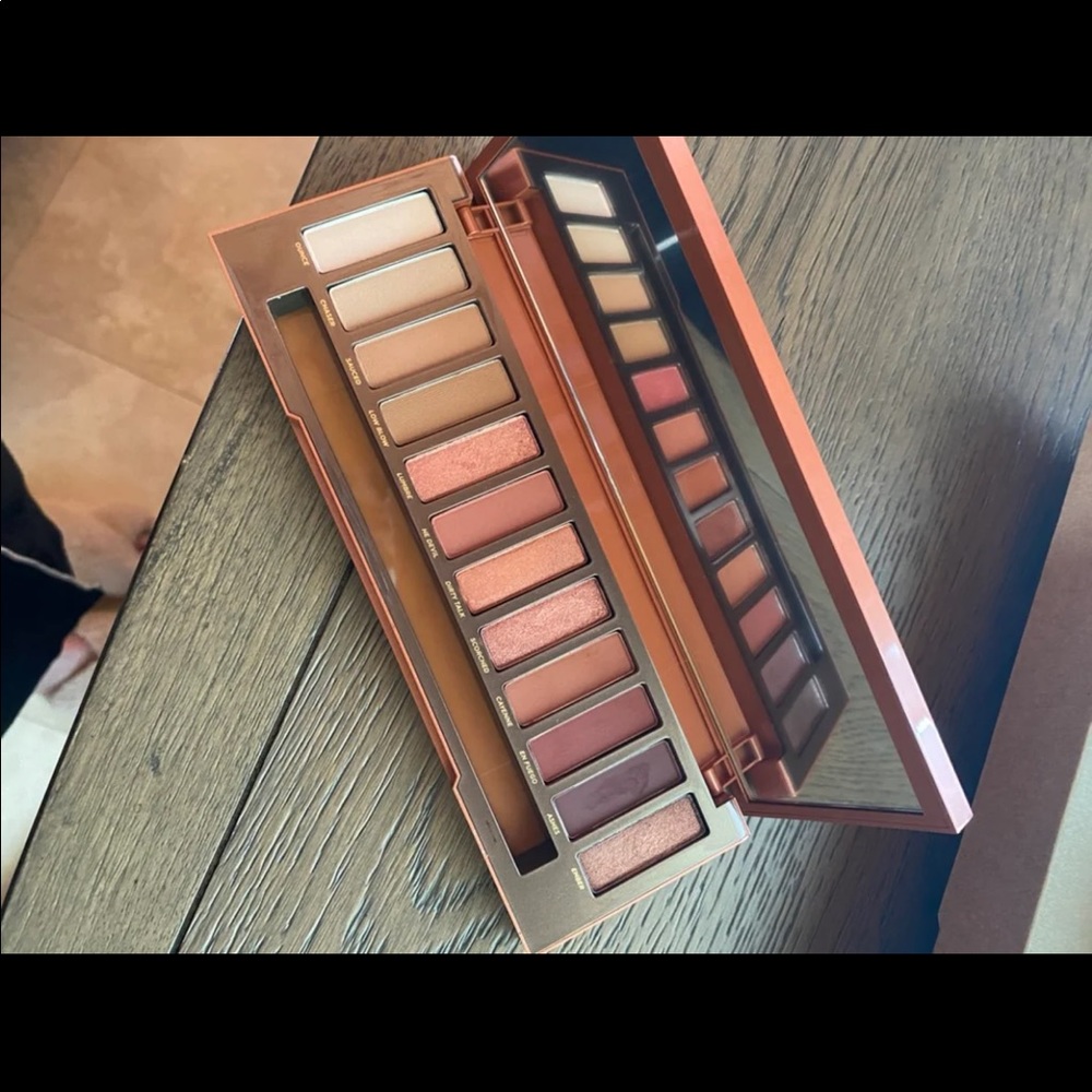 Urban Decay Naked Heat Palette